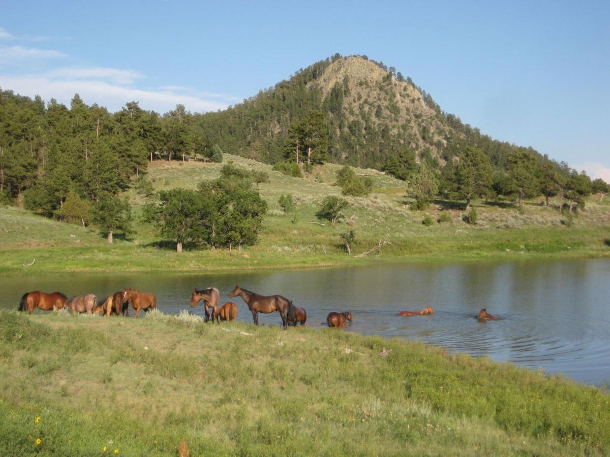 Lake Guest Ranch Villa Devils Tower Exterior photo
